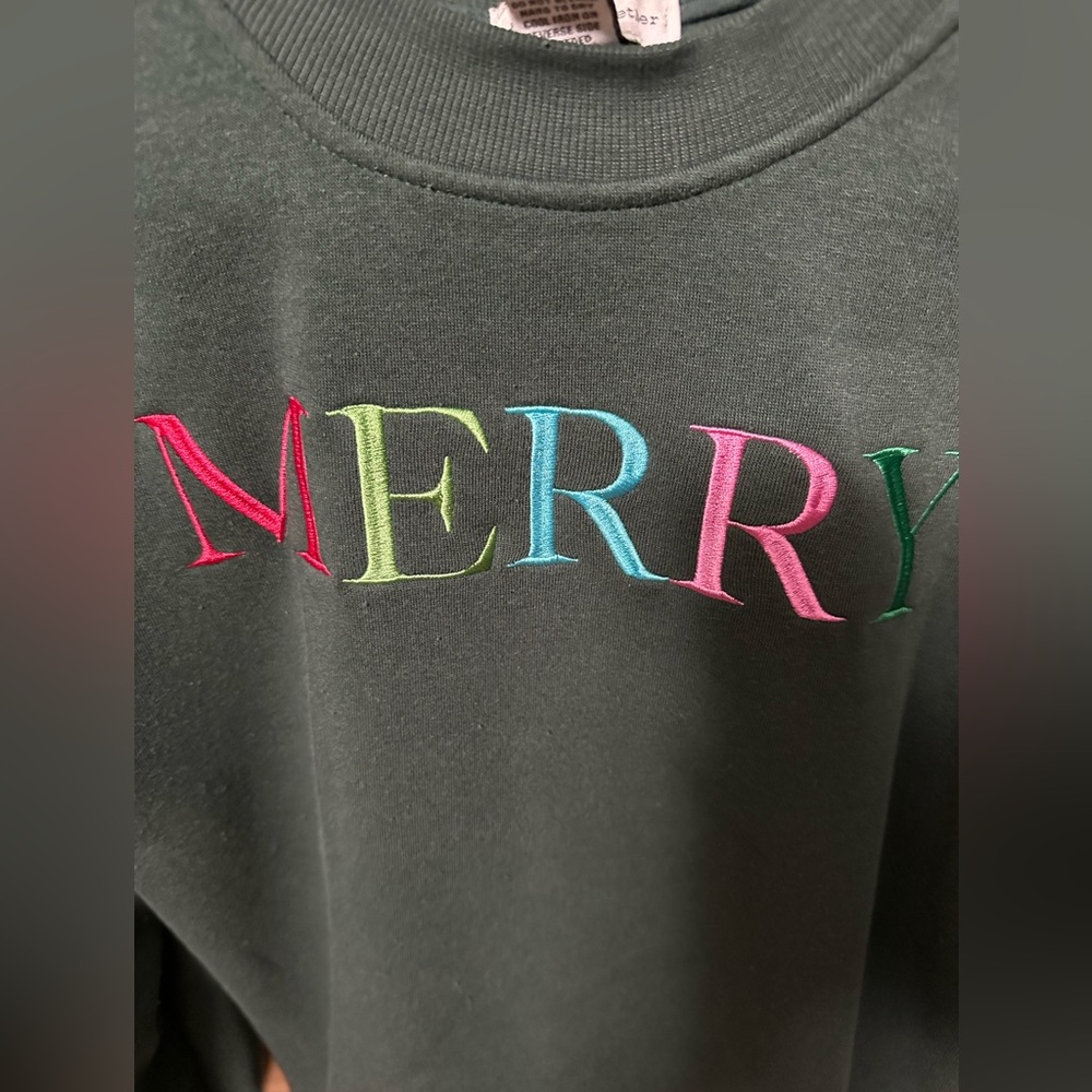 better together "MERRY" Sweatshirt - Picture 4 of 4